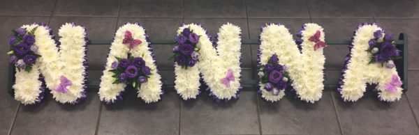 Nanna Lettering with lizianthus sprays